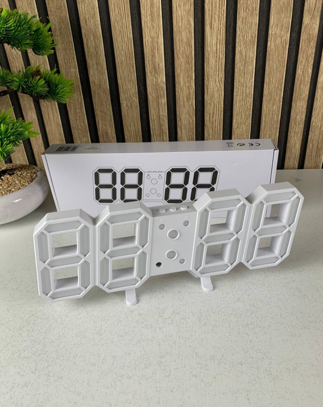 Horloge Murale numérique LED Blanche 3D GH0720L – ساعة رقمية تصميم ثلاثي الأبعاد